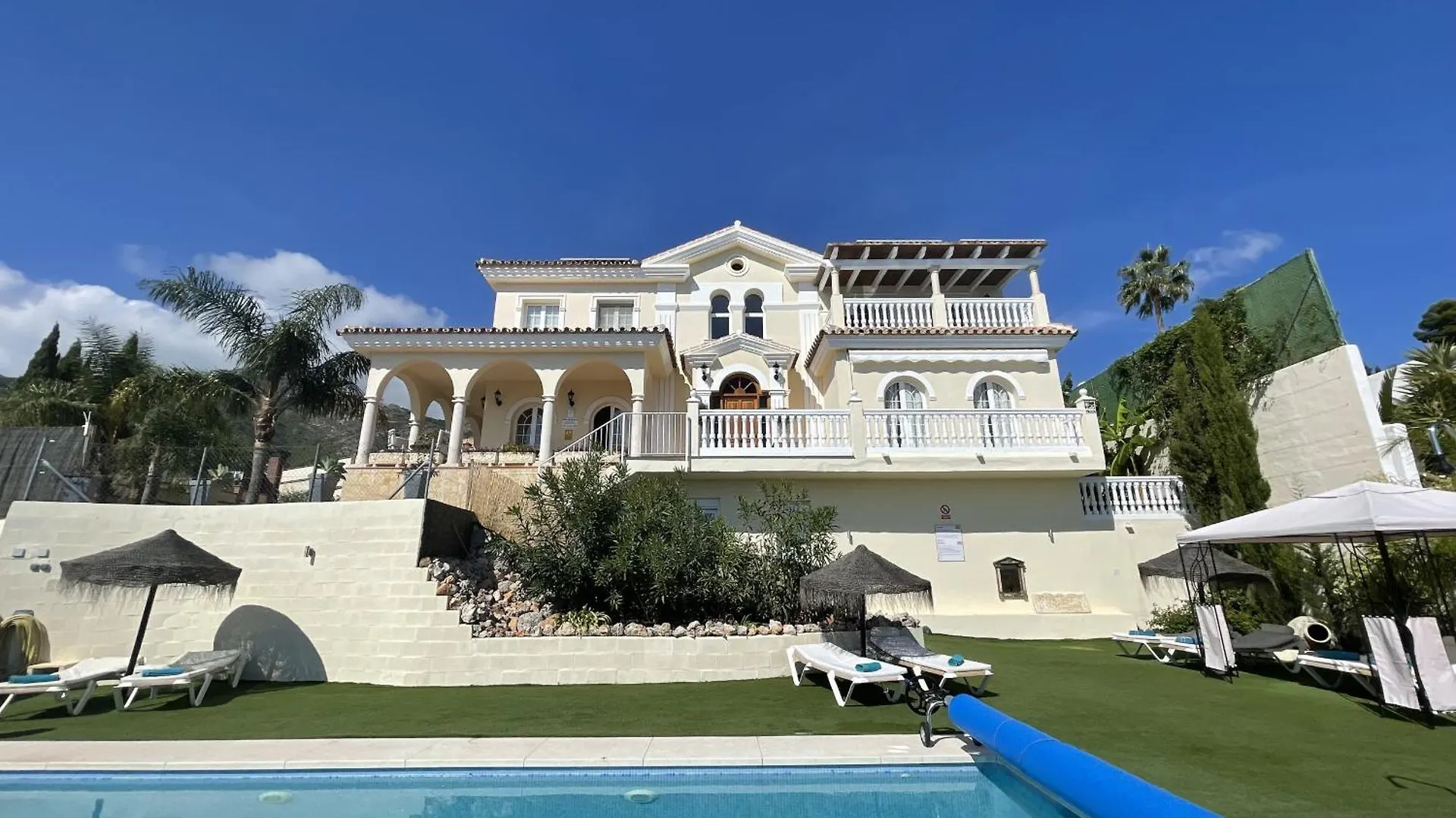 Malagasuite Villa Moriana ميخاس
