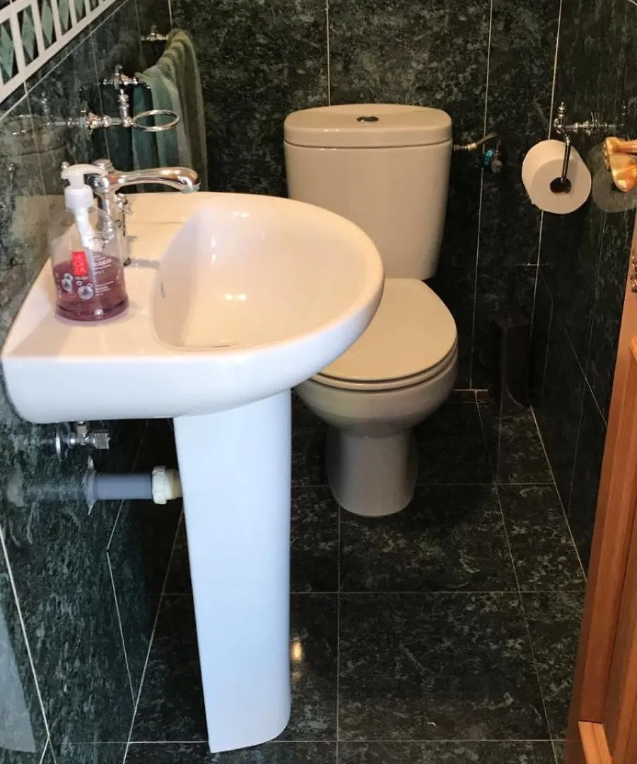 Malagasuite Villa Moriana ميخاس 0*,