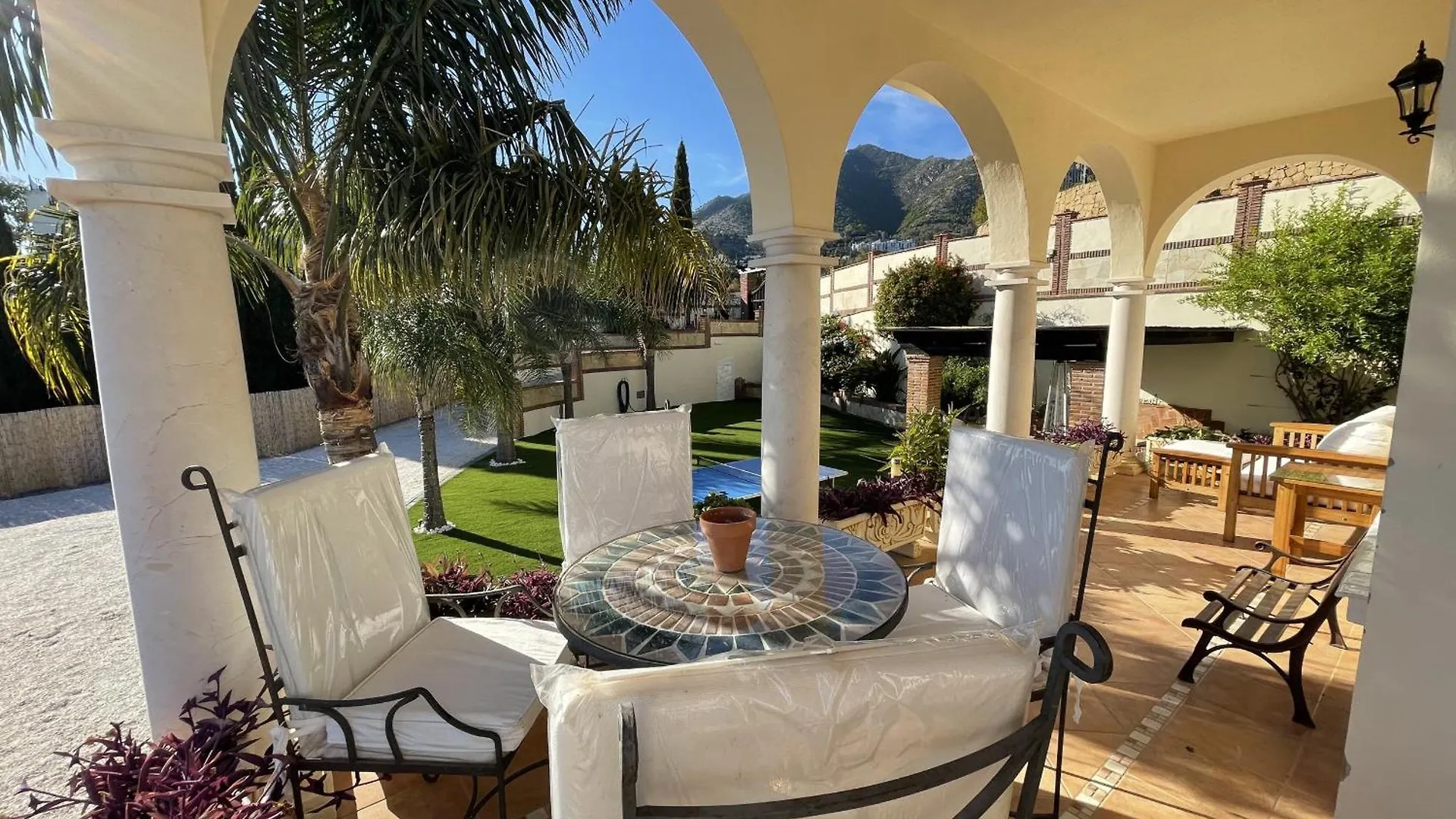 Malagasuite Villa Moriana ميخاس