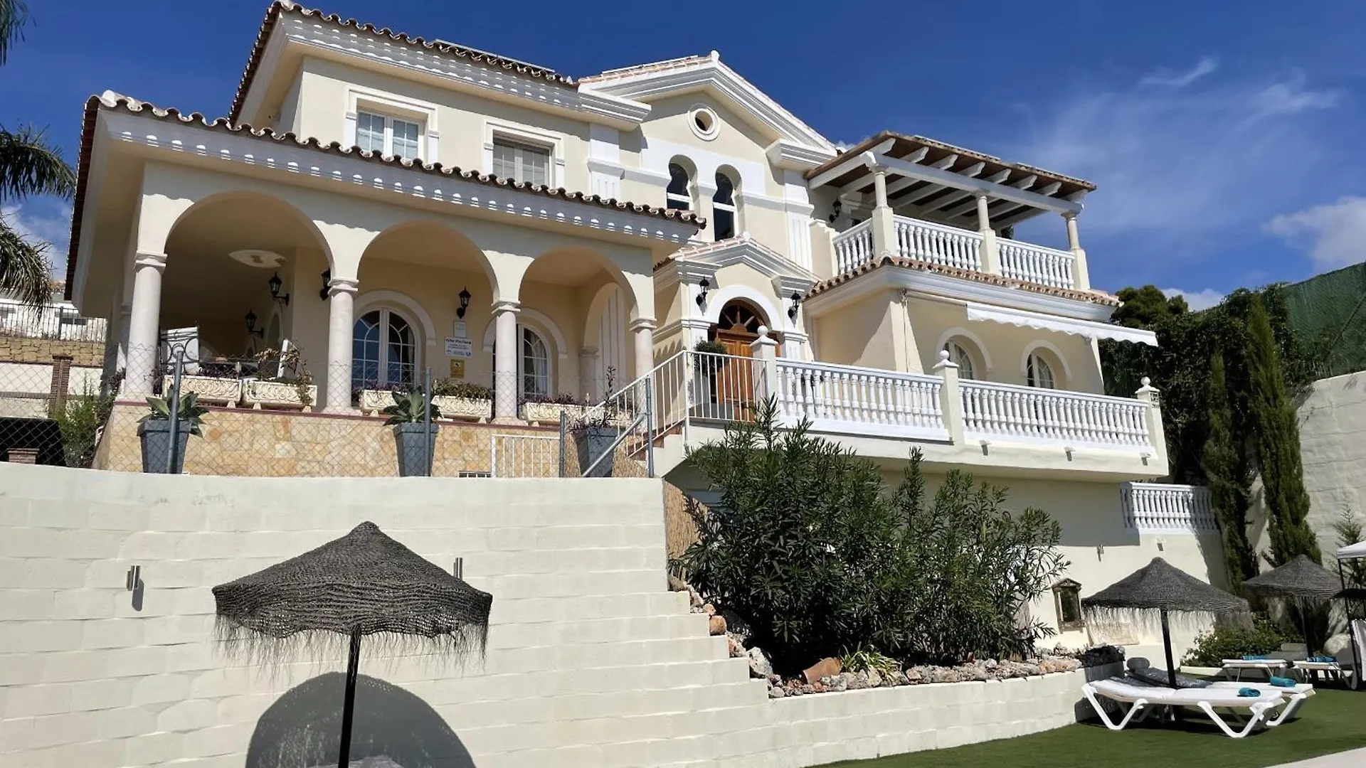 Malagasuite Villa Moriana Михас