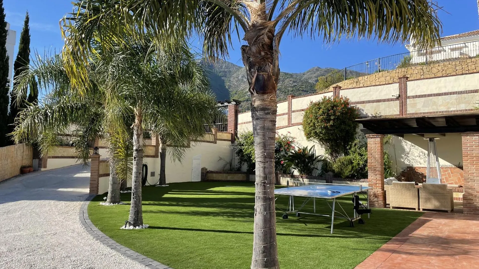 Malagasuite Villa Moriana ميخاس 0*,  إسبانيا