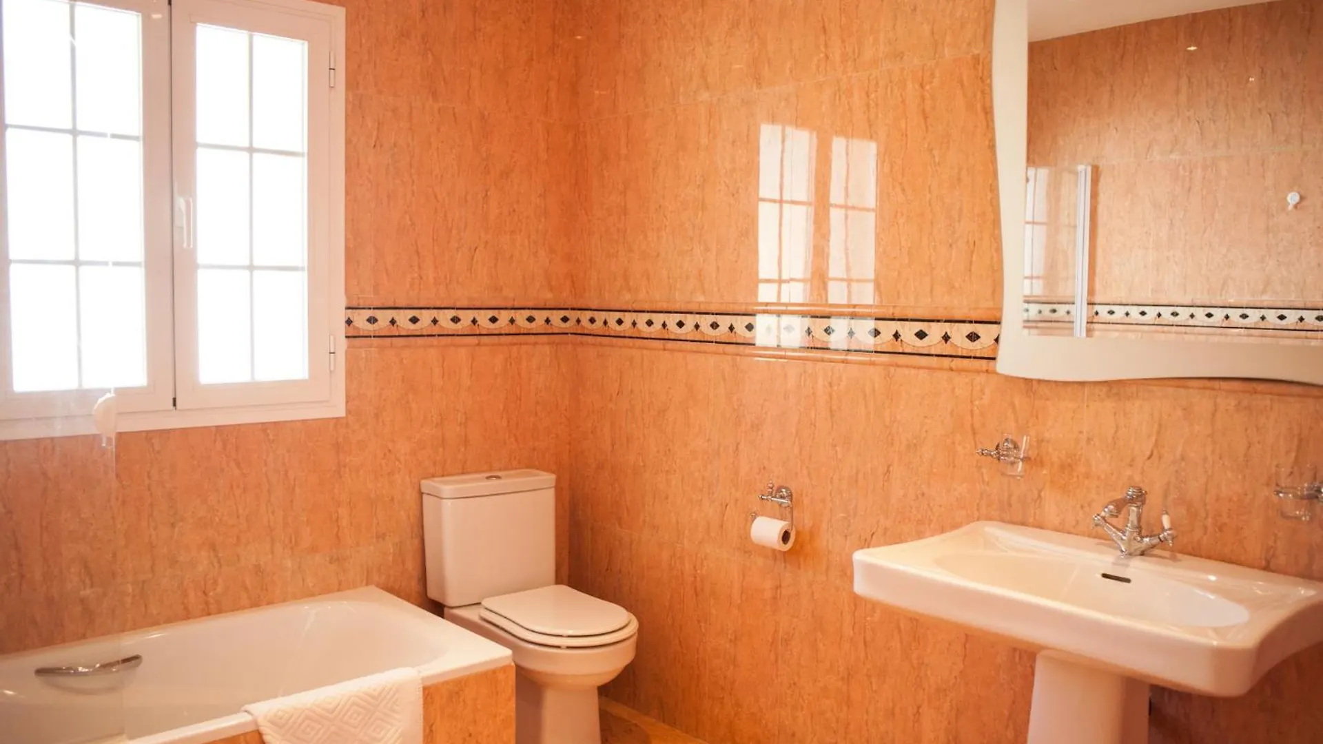Malagasuite Villa Moriana Mijas